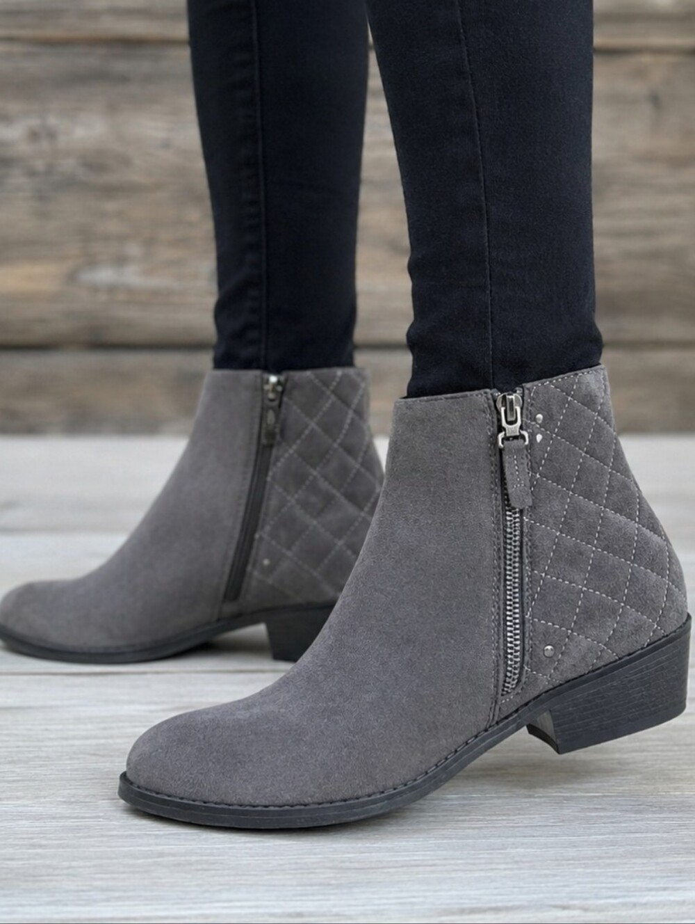 White Mountain Jodi Boho Cozy Mininmalist Quilted Comfort Bootie 8.5M